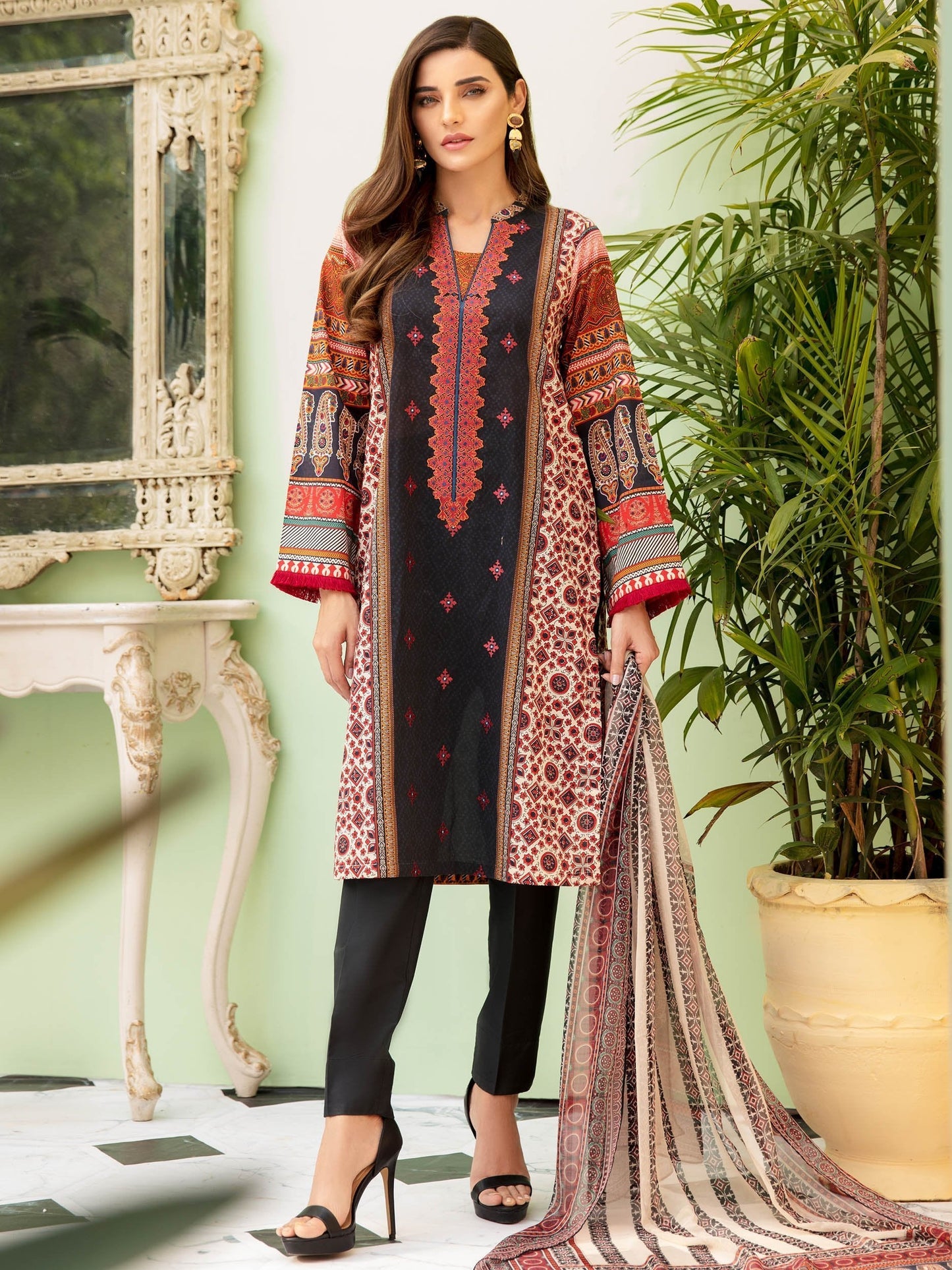 2-Pc Embroidered Lawn Suit