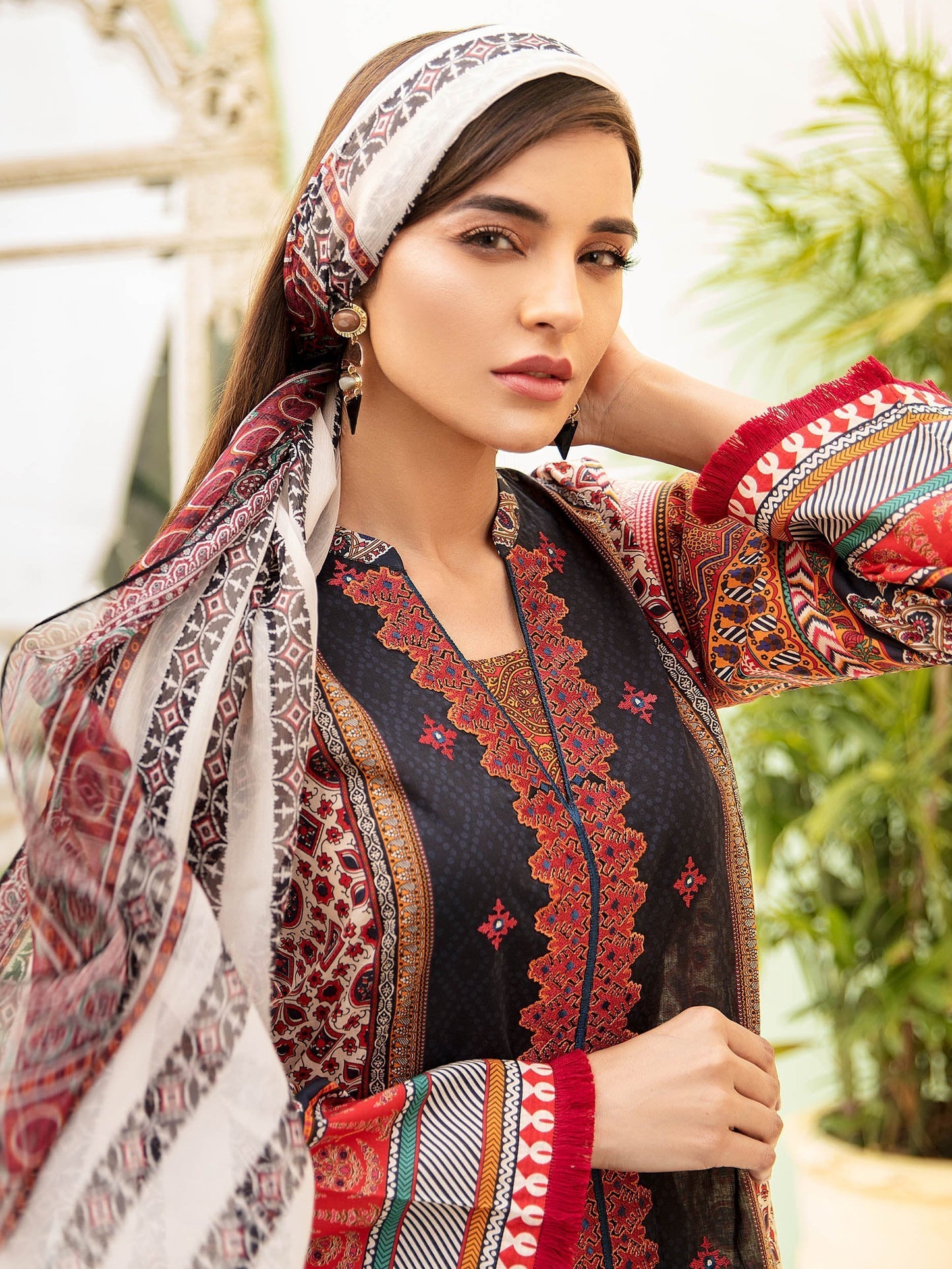 2-Pc Embroidered Lawn Suit