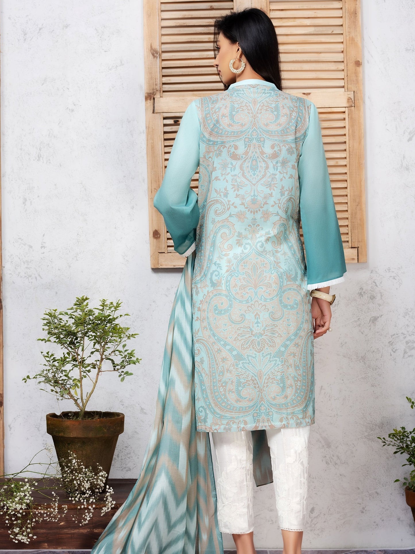 2-Pc Embroidered Lawn Suit