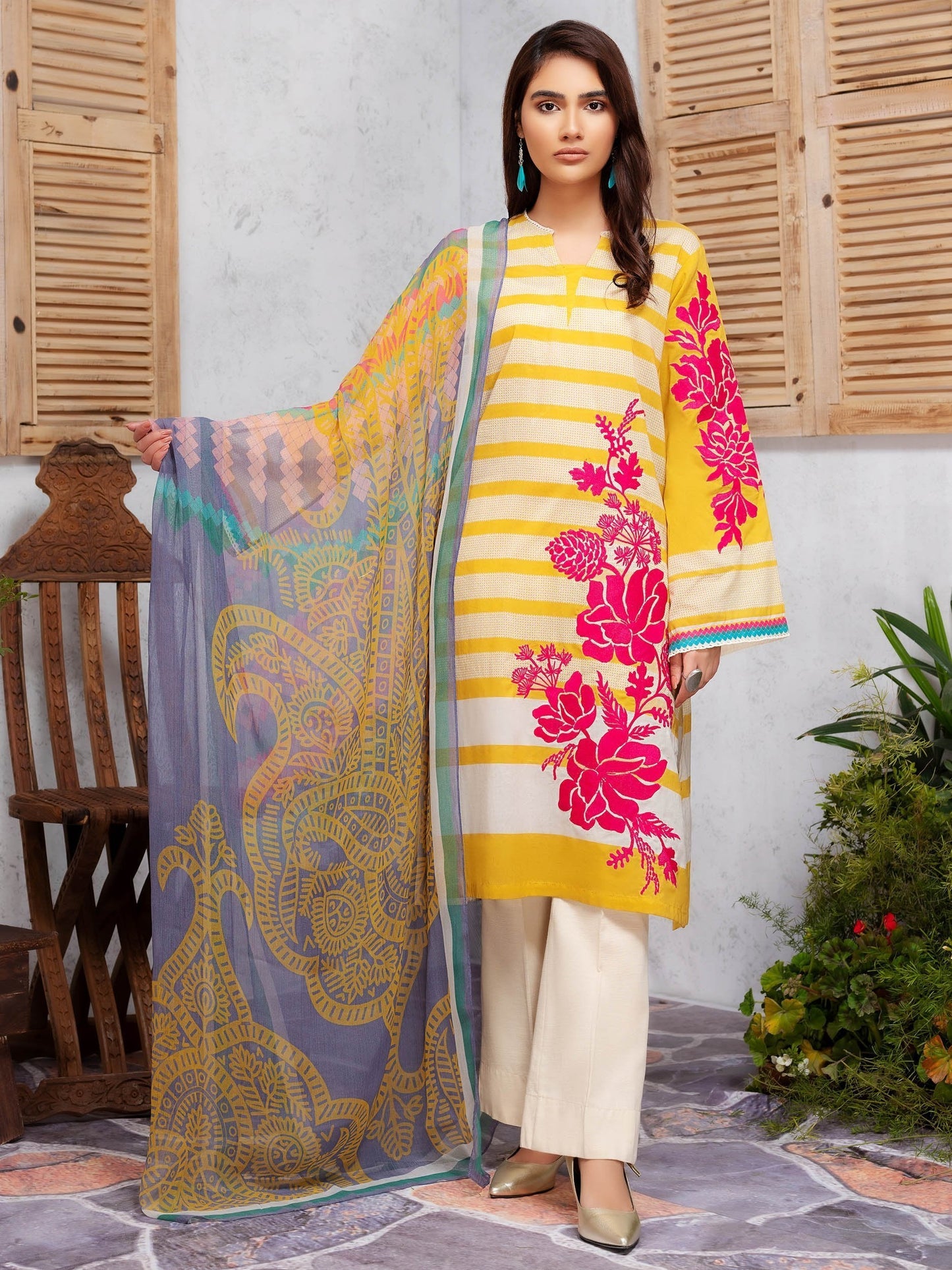 2-Pc Embroidered Lawn Suit