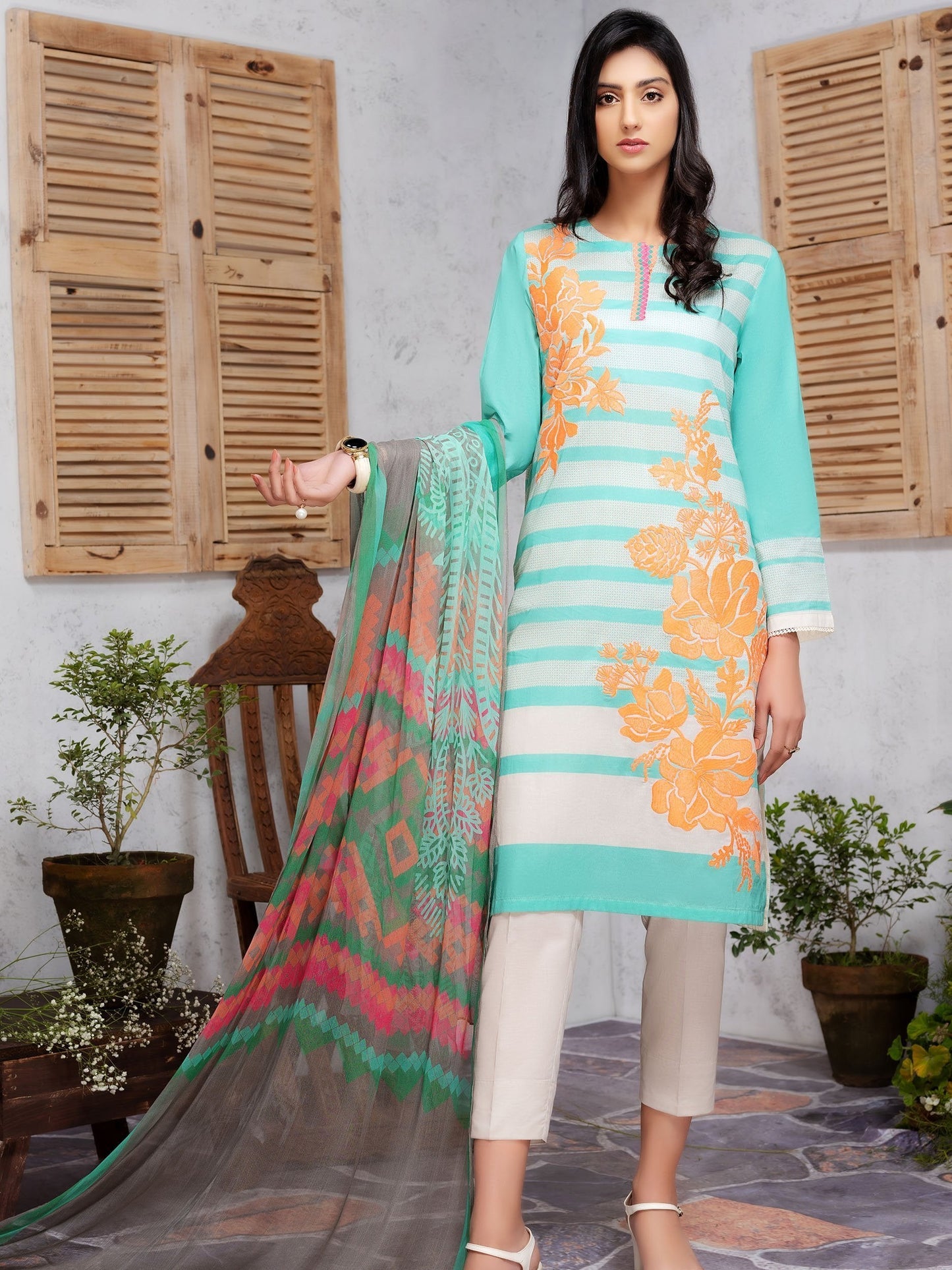 2-Pc Embroidered Lawn Suit